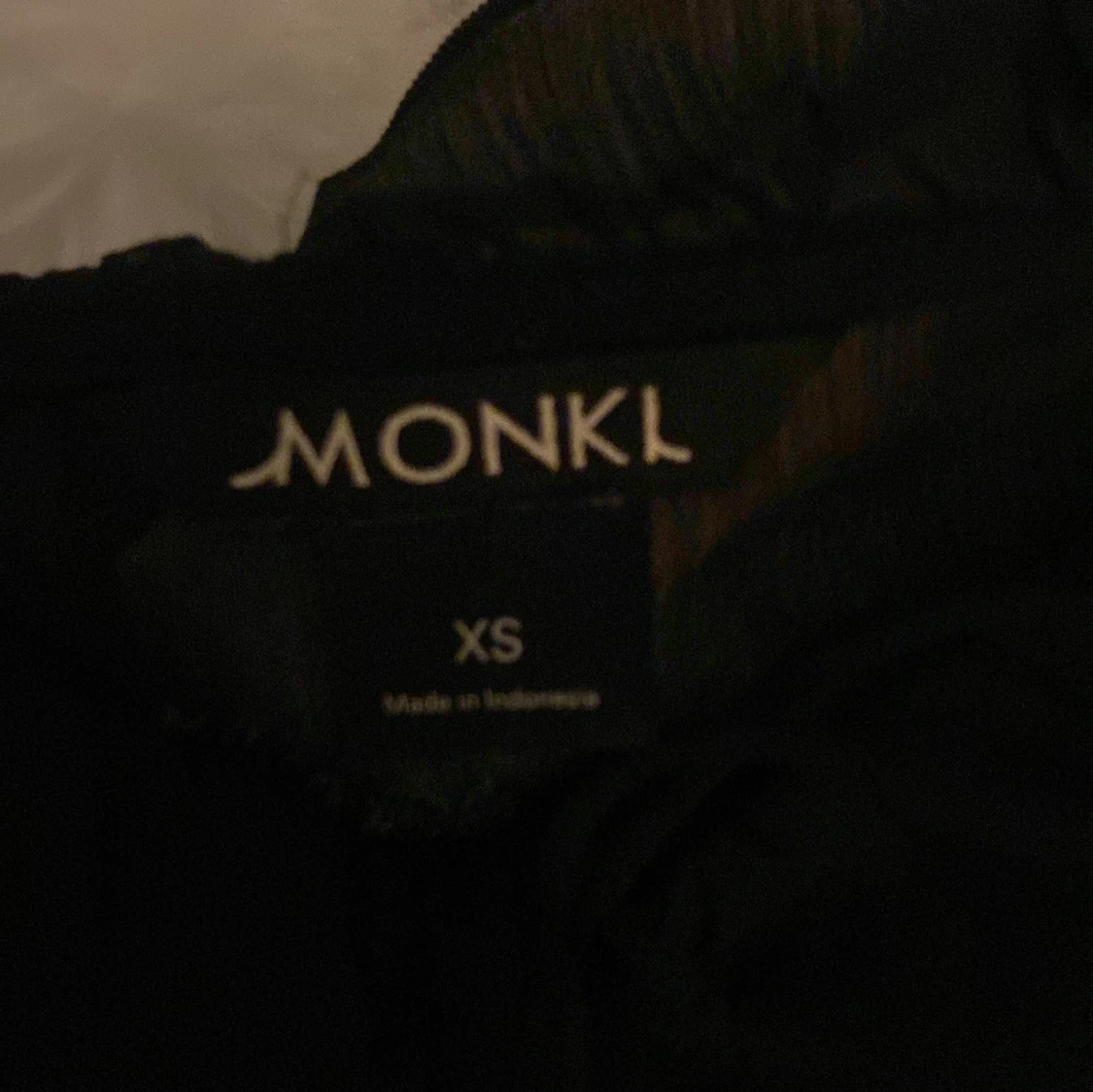 Svart topp från monki - 91