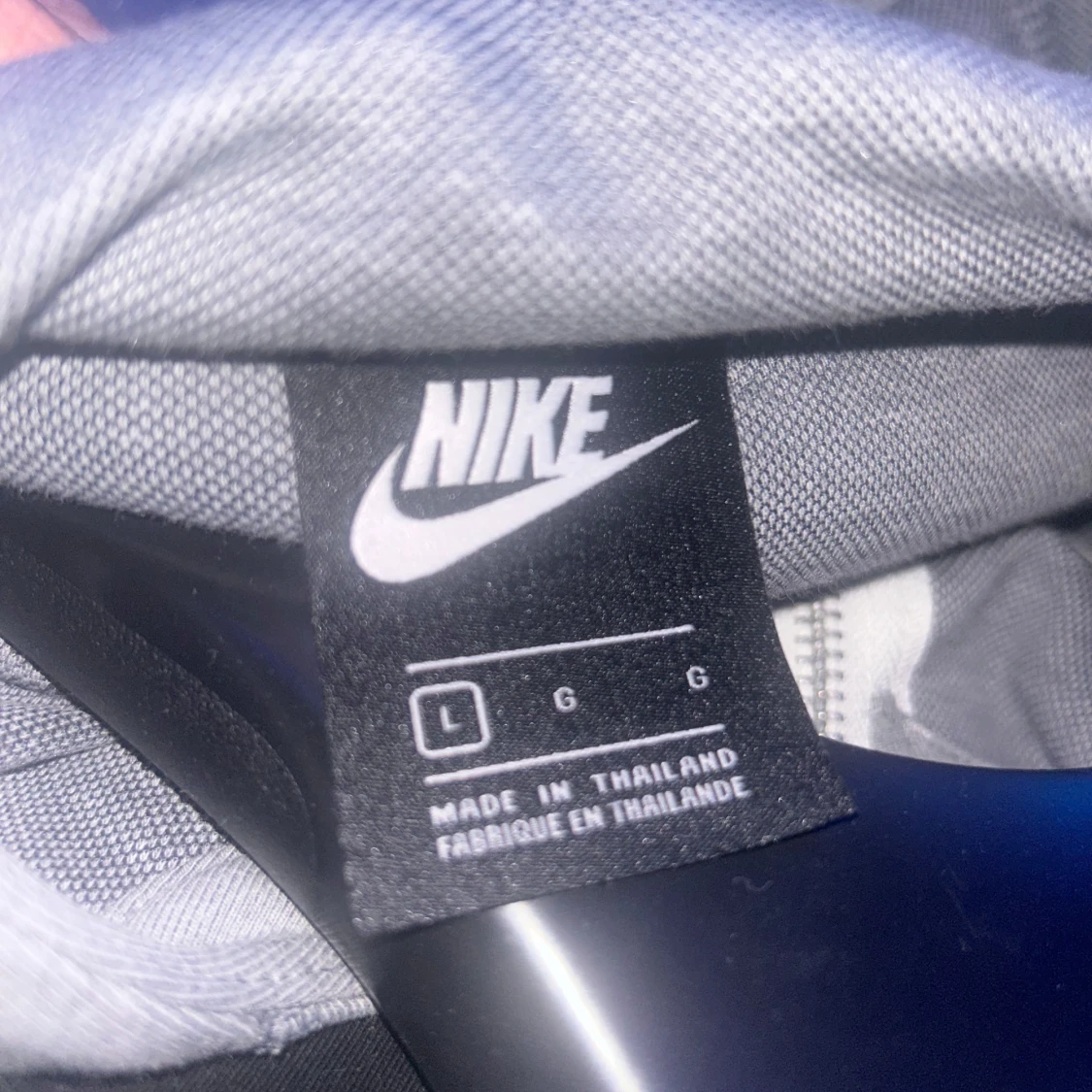 Grå hoodie från Nike - 91