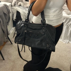 Väska  - Fin väska 💓