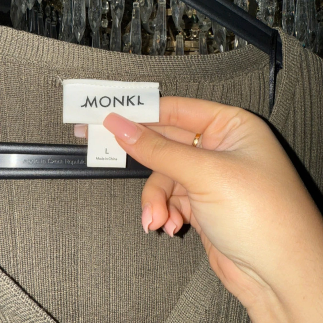 Olivgrön ribbad kofta från Monki - 1