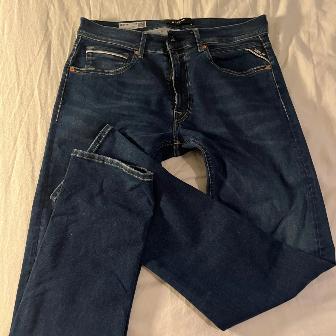 Mörkblå jeans från Replay - 1