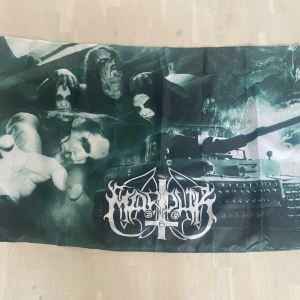 Marduk flagga  - As cool stor Marduk flagga 