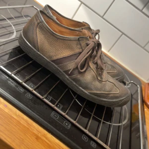 Vintage Gats - Säljer dessa feta och unika German Army Trainers. Vill du vara unik och stilren så är dessa skorna för dig. 