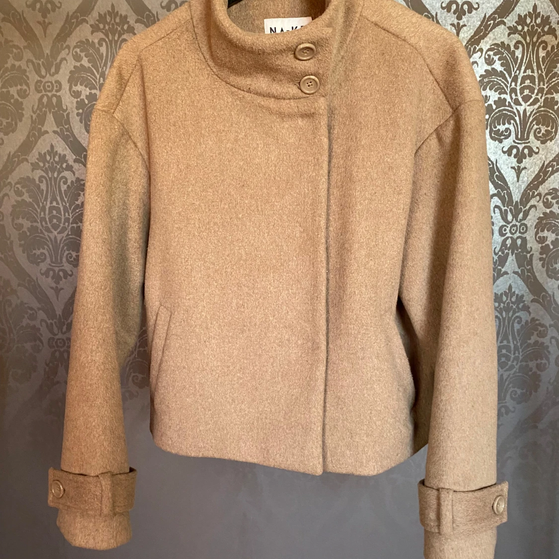 Beige jacka från NA-KD - 3