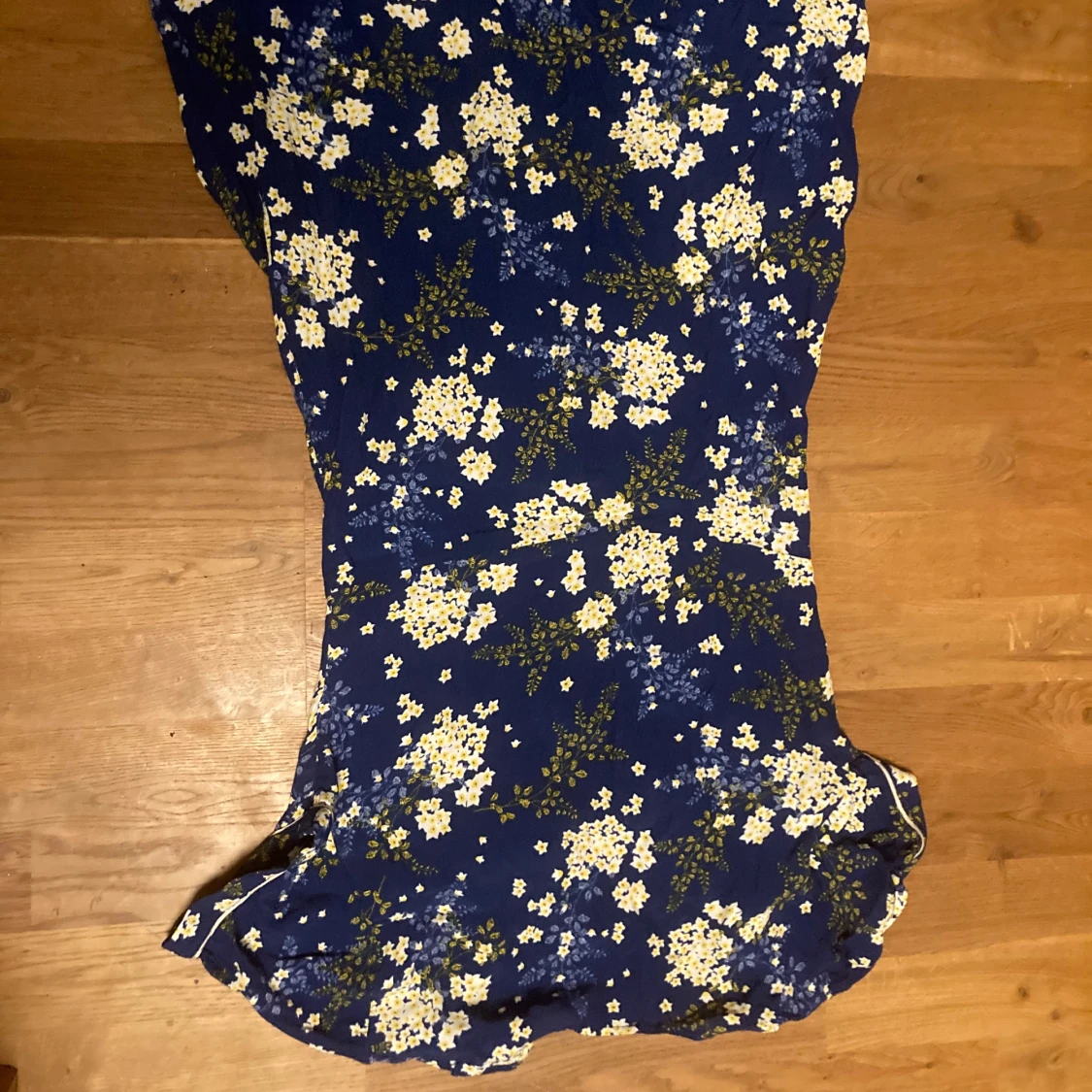 Blommig klänning från Kookai - 1