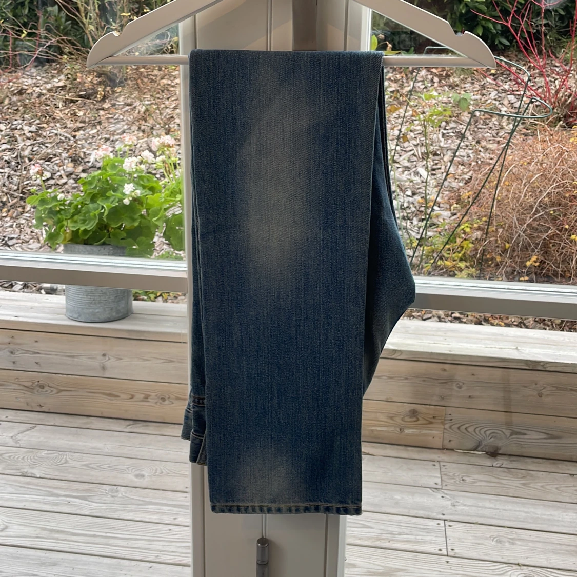 Blå jeans från J.Lindeberg - 91