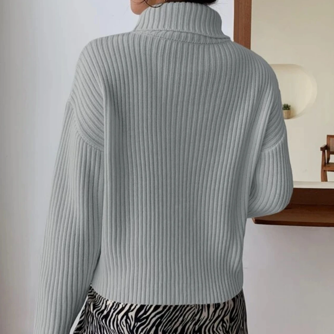 Ljusgrå ribbad polotröja - 90
