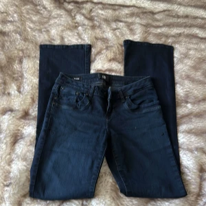 LTB jeans - Snygga lågmidjade Ltb jeans som är i super bra skick 