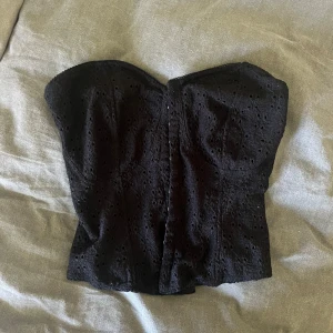 Tub topp - Korsettliknande topp köpt secondhand, har sytt den så den passar Xs