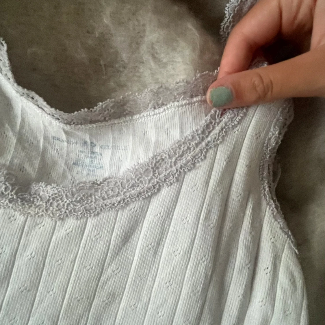 Uringad vit topp - 91