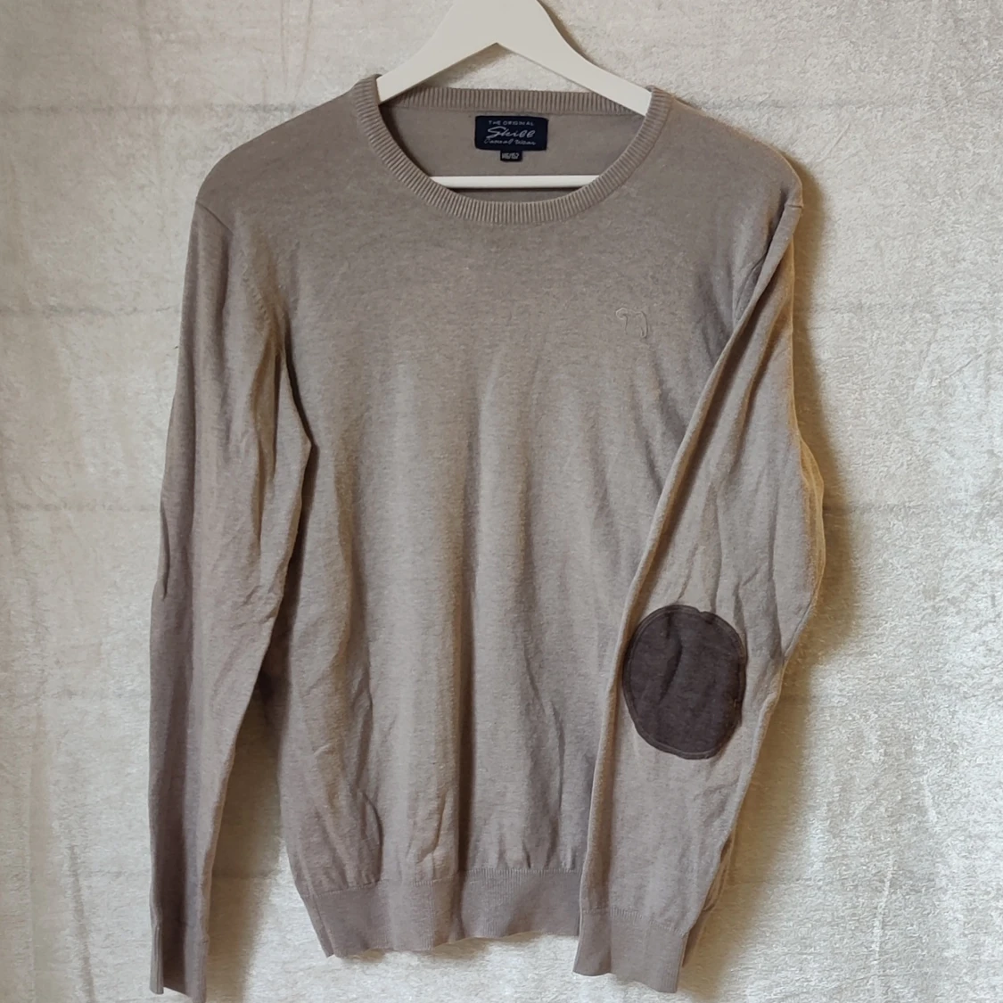 Tröja, fin stickad.