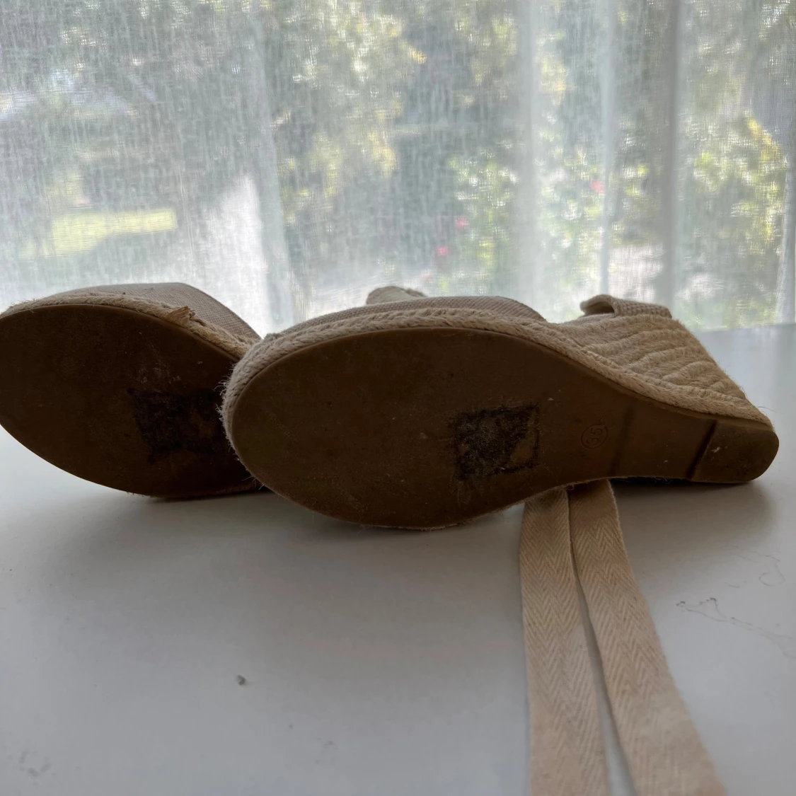 Vita kilklackar  - 92