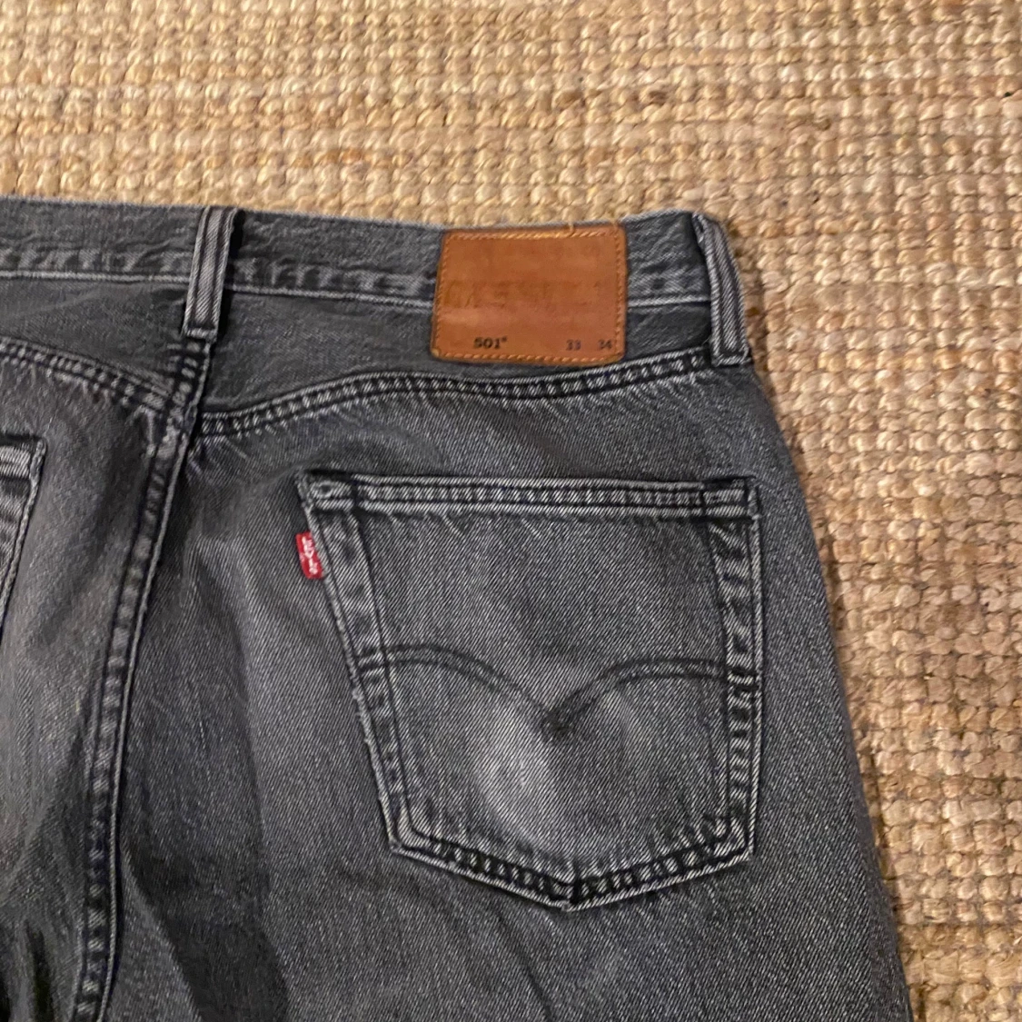 Svarta Levis 501 jeans - 92
