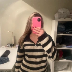 tröja med dragkedja - Fin stickad tröja 