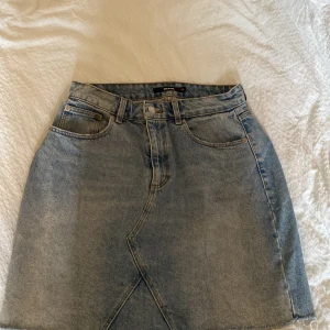 Jeanskjol - Jeanskjol från bik bok Storlek 38 Bra skick