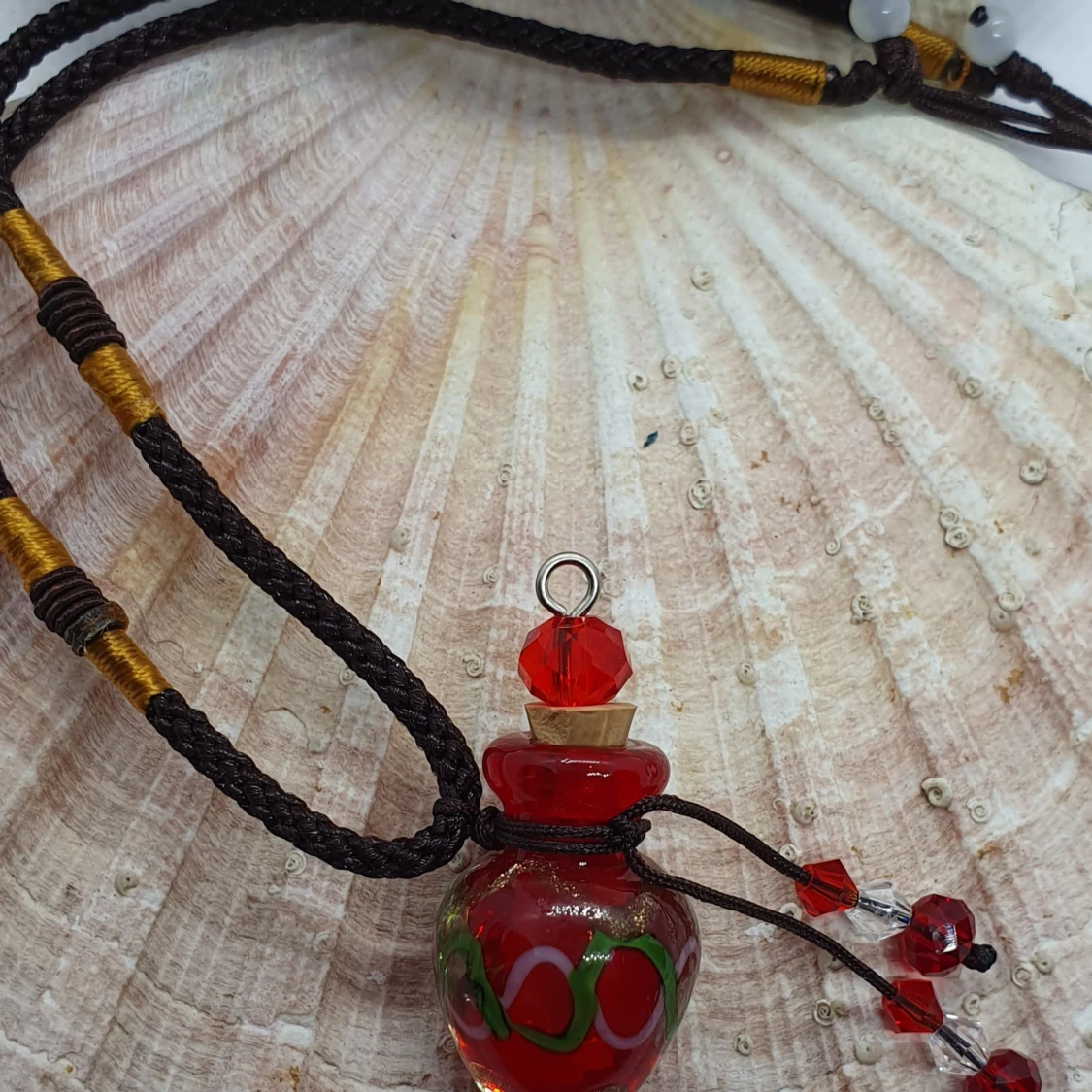 Unik målad & pyntad flaska i porslin/glas - 90