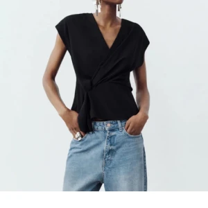 Zara festtopp - Så fin topp/blus som tyvärr inte kommer till användning ❤️använd typ 2 gånger🥰🥰