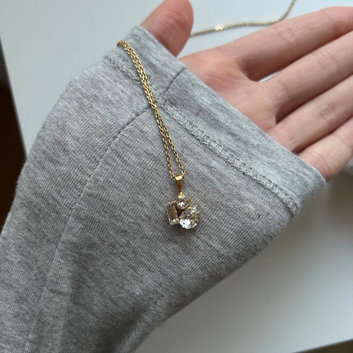 Caroline Svedbom halsband  - 90