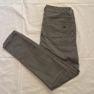 Rag and Bone jeans - Rag and bone jeans - Handgjorda - Storlek 27 - Passar ca 164-170 cm - Obs: små fickor