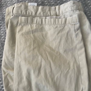 Gant byxor - Beige, kostymbyxor, gant, bra skick, skrynkliga men går o stryka 