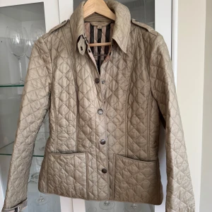 Jacka - Perfekt skick 