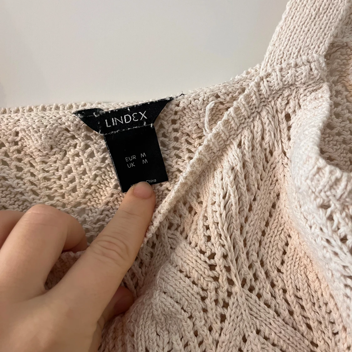 Beige stickad linnetopp från Lindex - 91