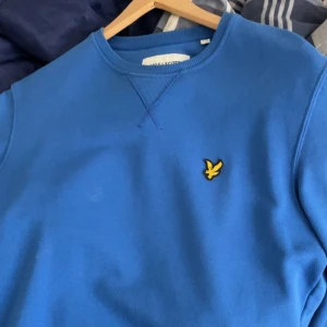 Lyle and scott - Säljer nu min lyle and scott tröja eftersom att jag inte använder den Den är storlek S och den har inga slitningar