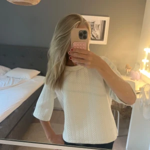 Trekvartsärmad tröja - Jättesöt trekvartsärmad tröja 