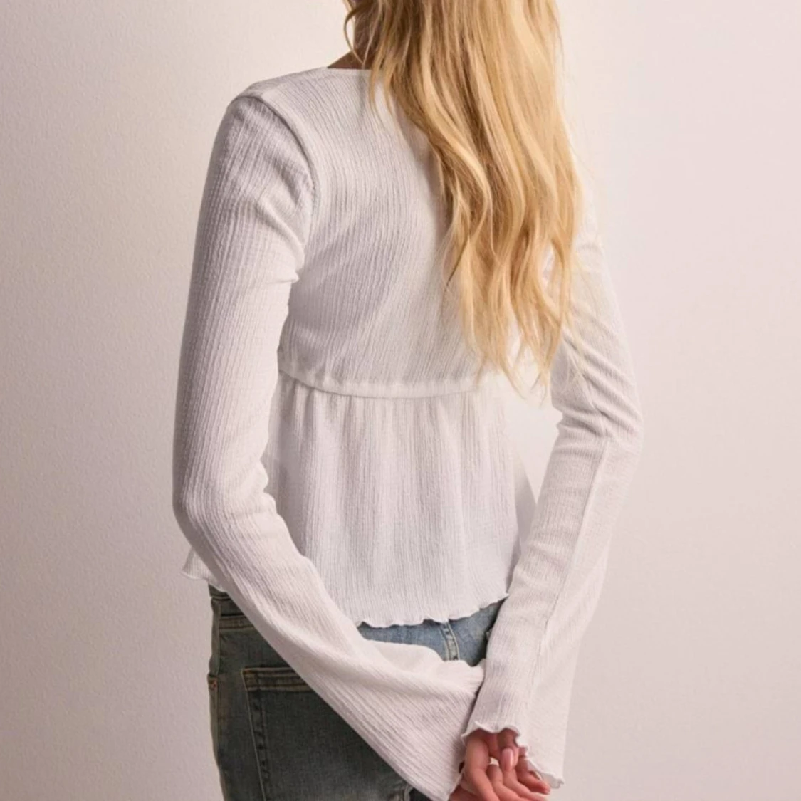 Vit gullig trlja - 90