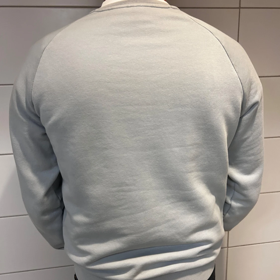 Grå sweatshirt från Peak Performance - 90