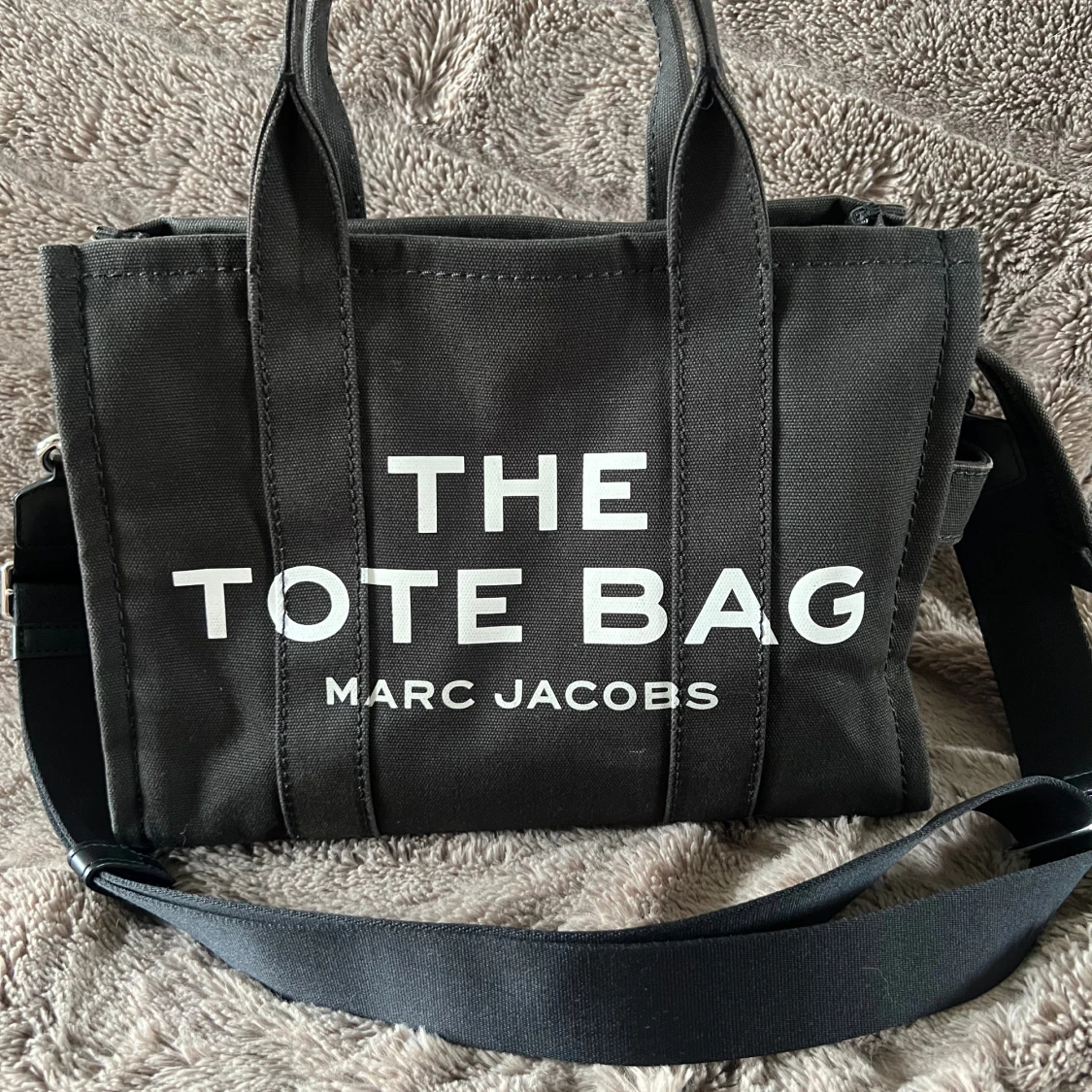 Marc jacobs tote bag
