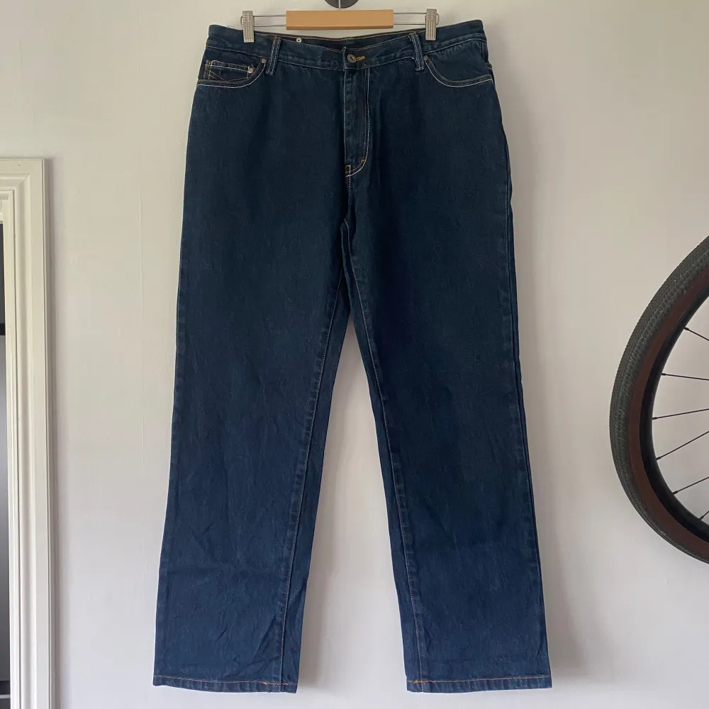 size 36   jeans baggy baggyjeans byxor pants blåjeans bluejeans. Jeans & Byxor.