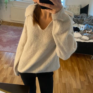 Stickad tröja - Stickad tröja från chelsea supervarm och skön😍