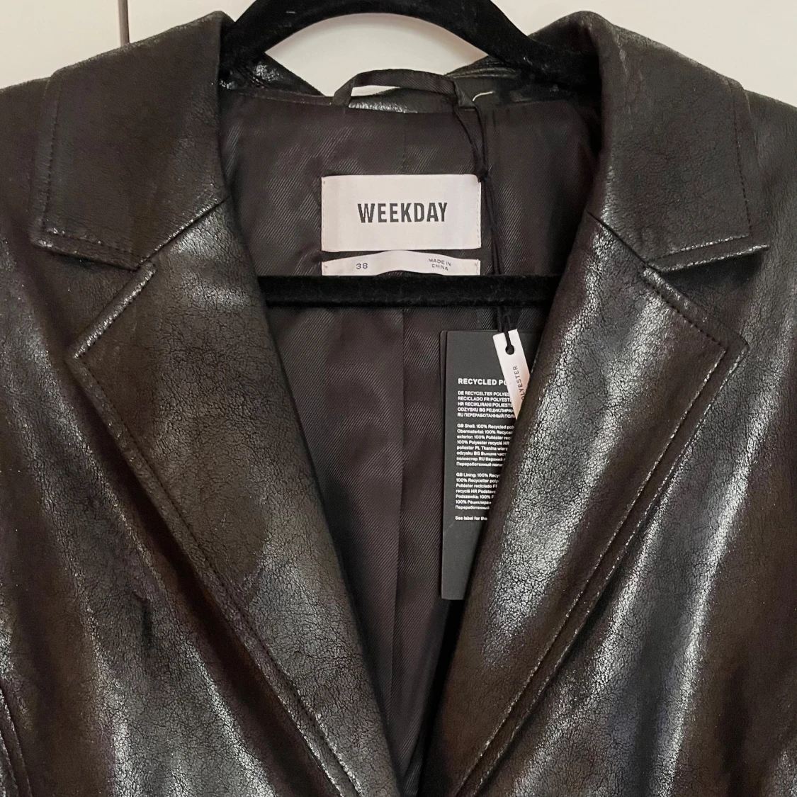 Läderkappa från Weekday  - 91
