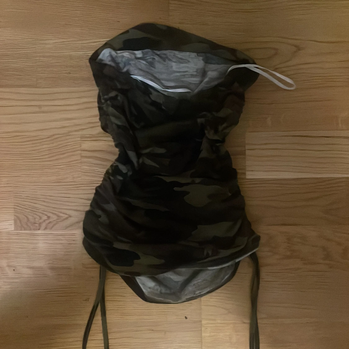 camo print med pärltext  - 1