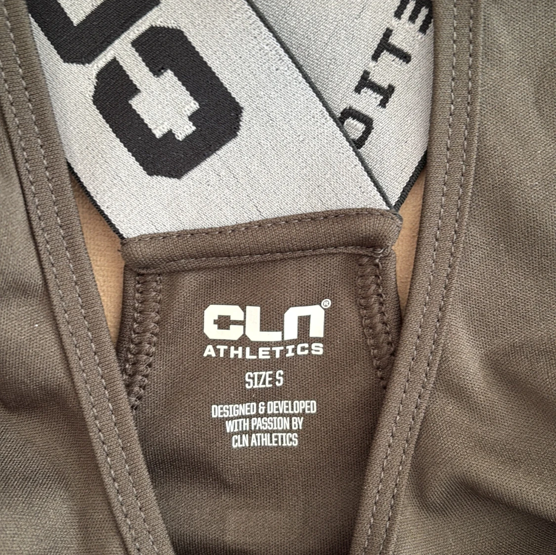 Brun linnetopp från CLN Athletics - 1