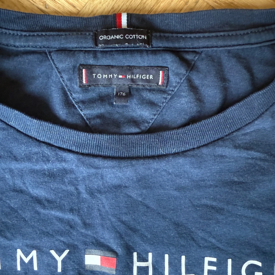Mörkblå långärmad tröja från Tommy Hilfiger - 2