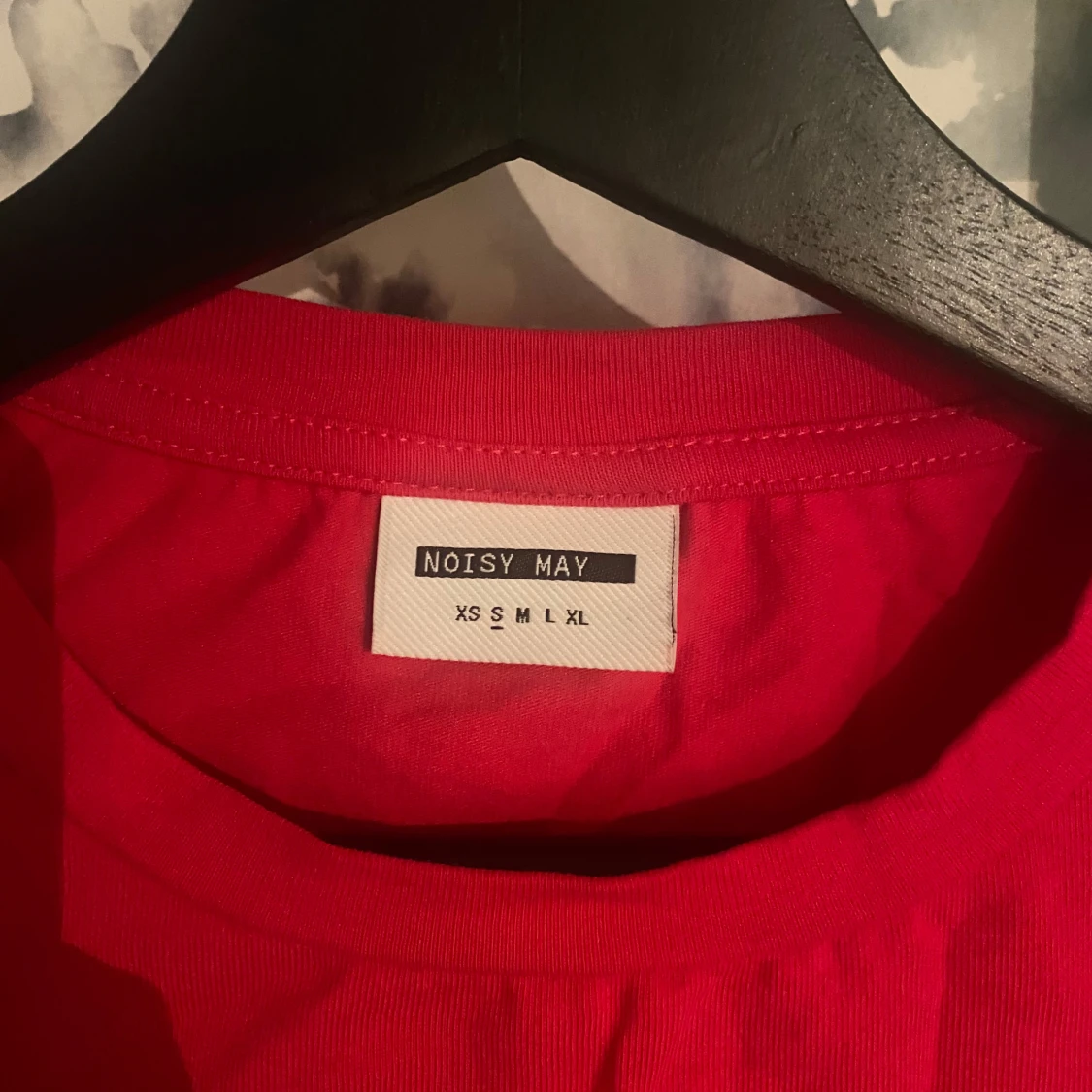 Röd långärmad topp från Noisy May - 90