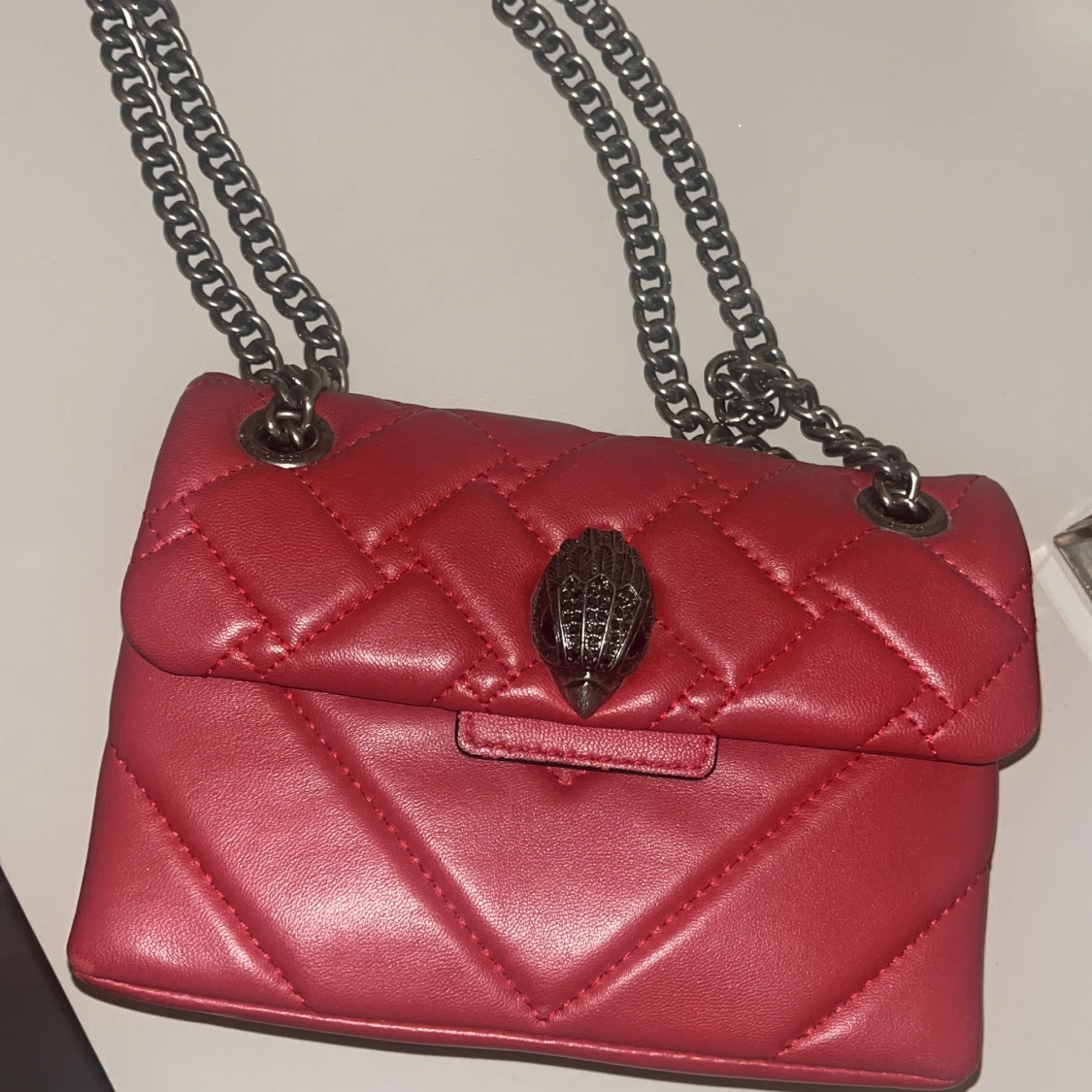 Röd axelväska från Kurt Geiger - 90