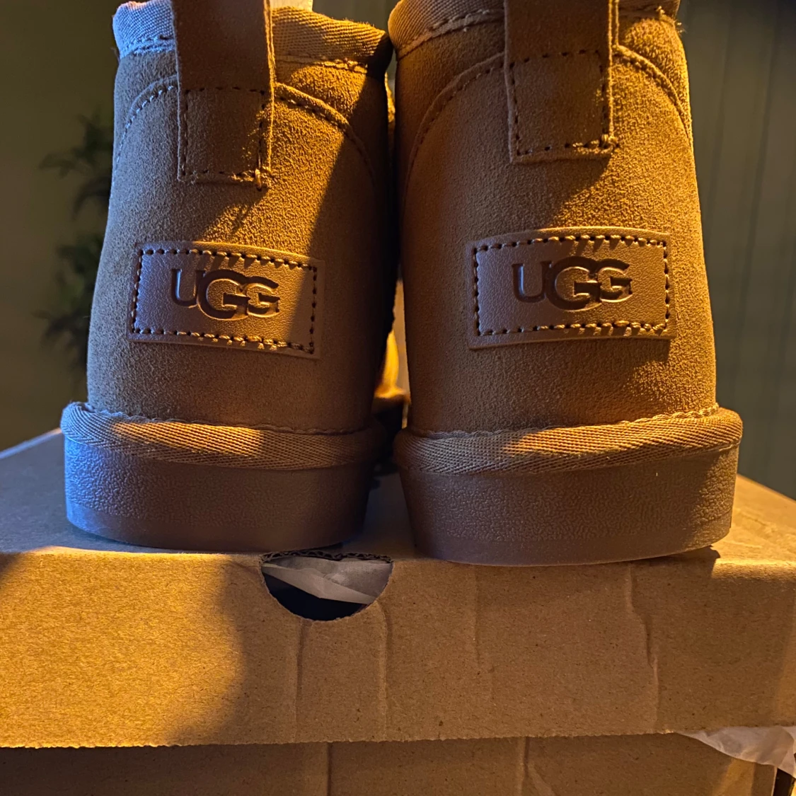 Bruna UGG boots i mocka - 90