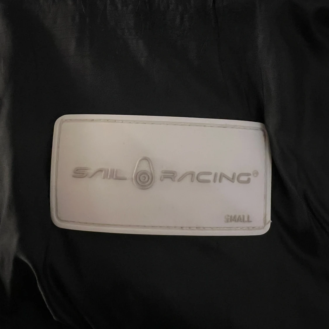 Svart dunjacka Sail Racing - 91