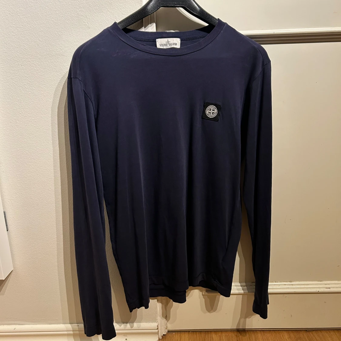 Mörkblå långärmad tröja från Stone Island - 90