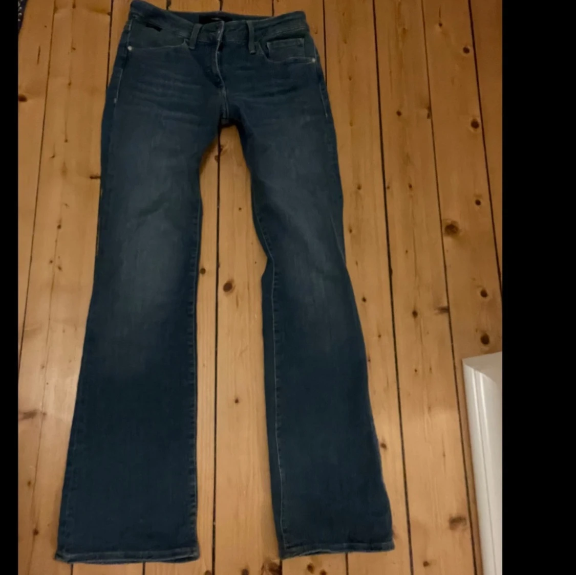 Blå jeans från Mavi