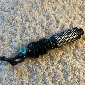 Locktång  - Jag säljer min låxktång från Björn Axén i storlek 45mm!! Den är superbra men jag använder den inte längre💕💕Den kostar egentligen runt 600kr så du kan köpa den för halva priset!!