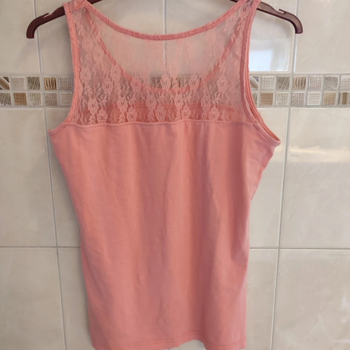 Rosa linne med spets  - 91