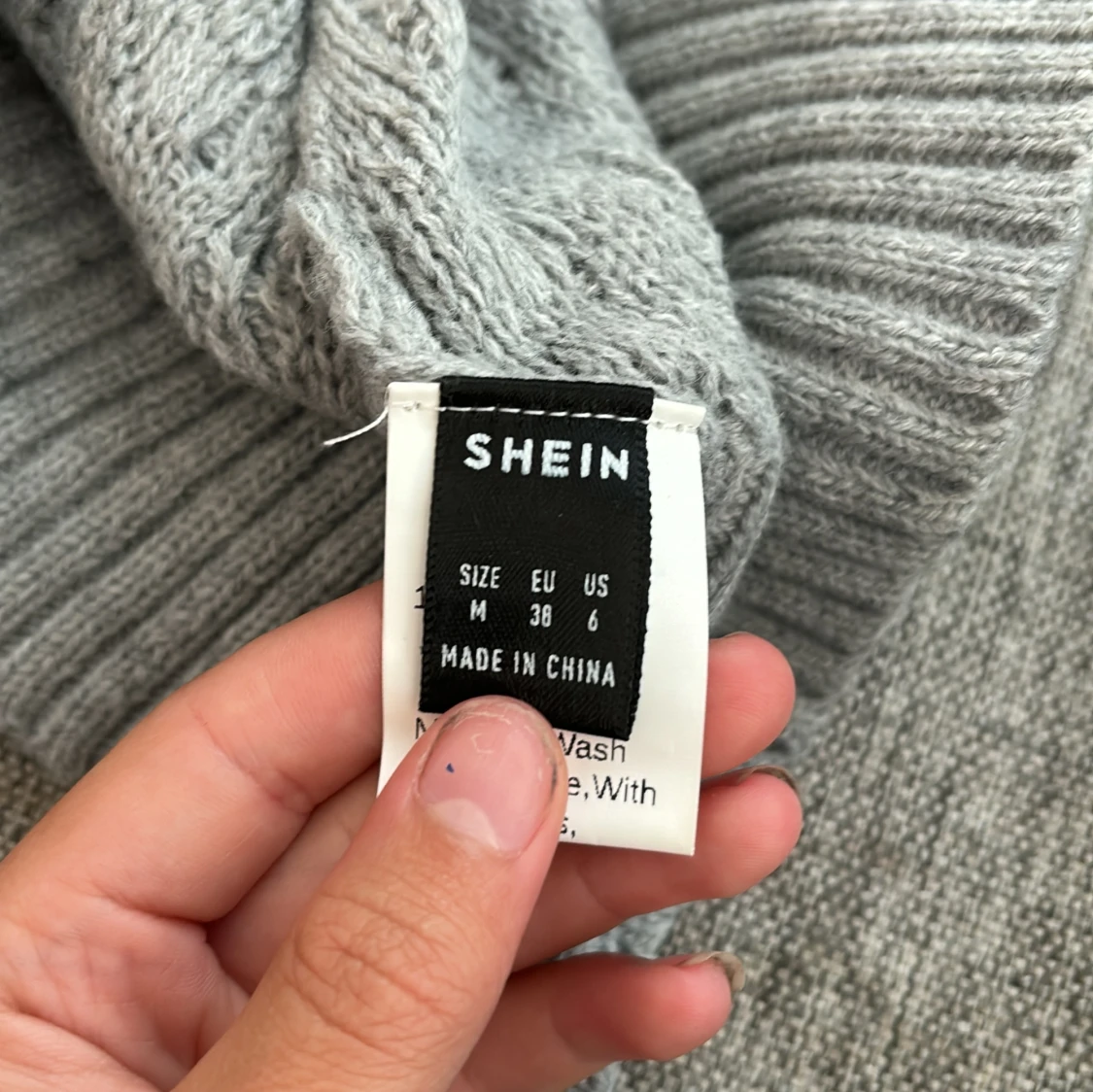 Stickad kortärmad tröja  - 90