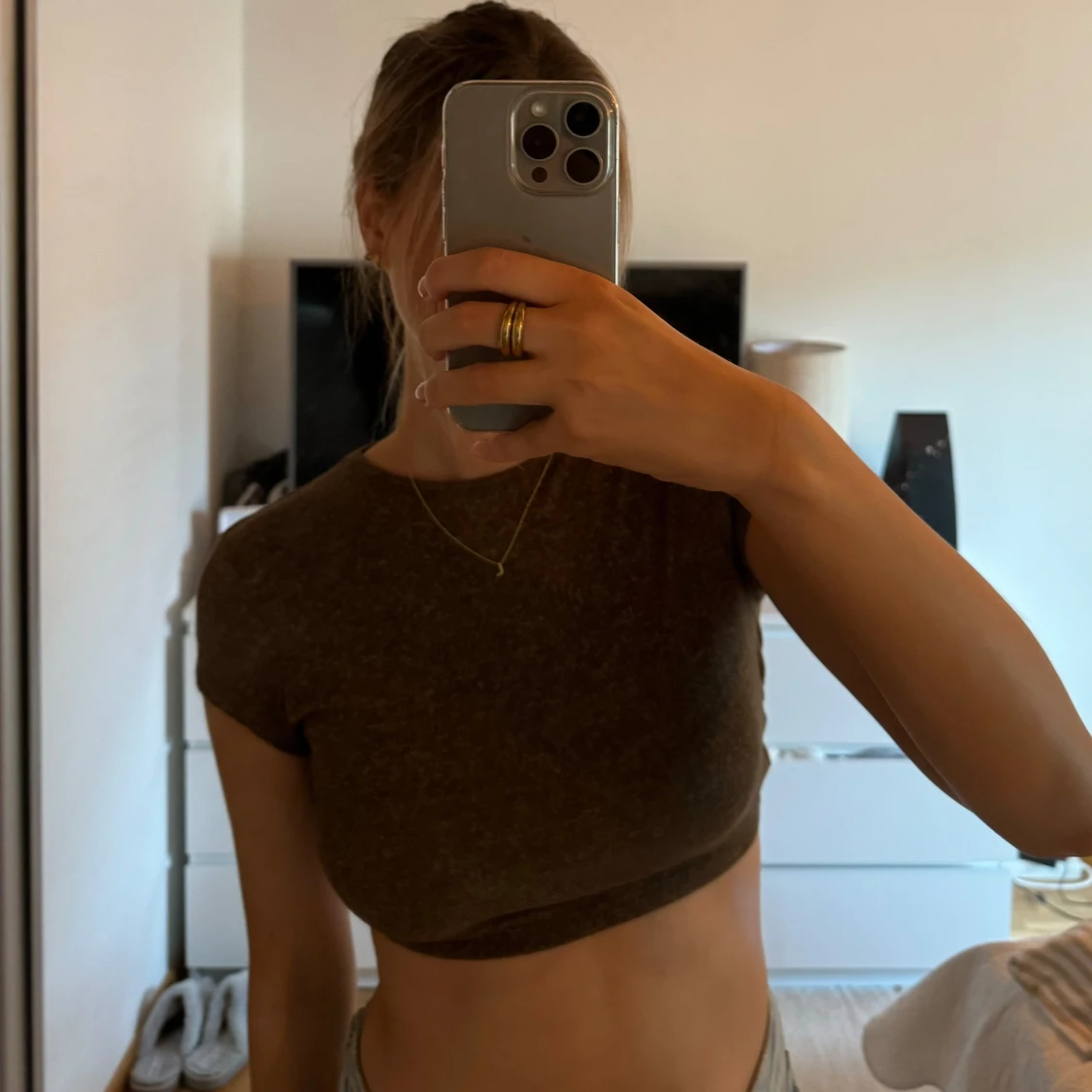 T-shirt med öppen rygg