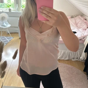 Linne  - Fint rosa linne💞