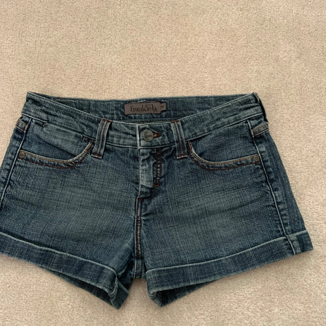 Jeansshorts från Frankie B. - 90