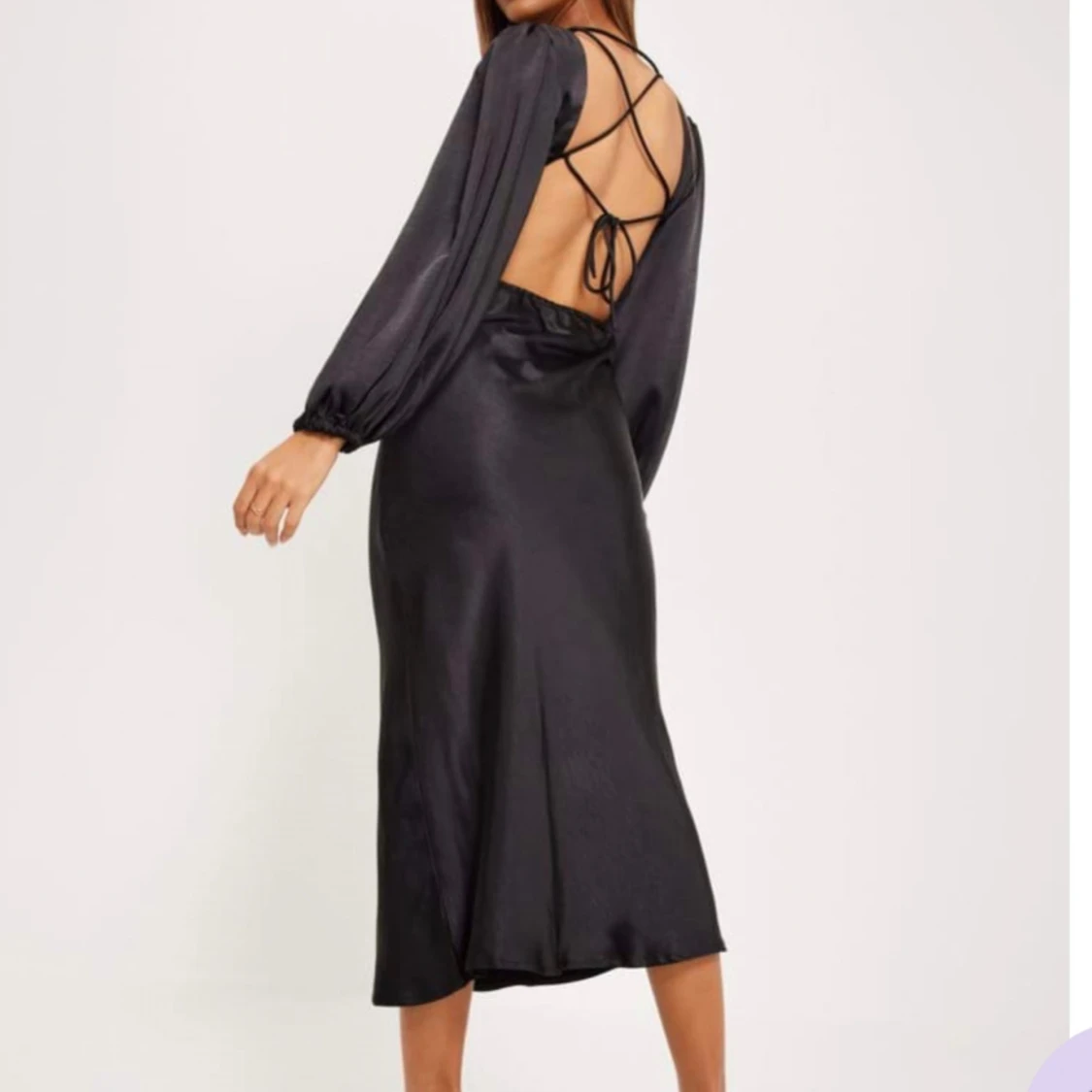 Satin klänning  - 1